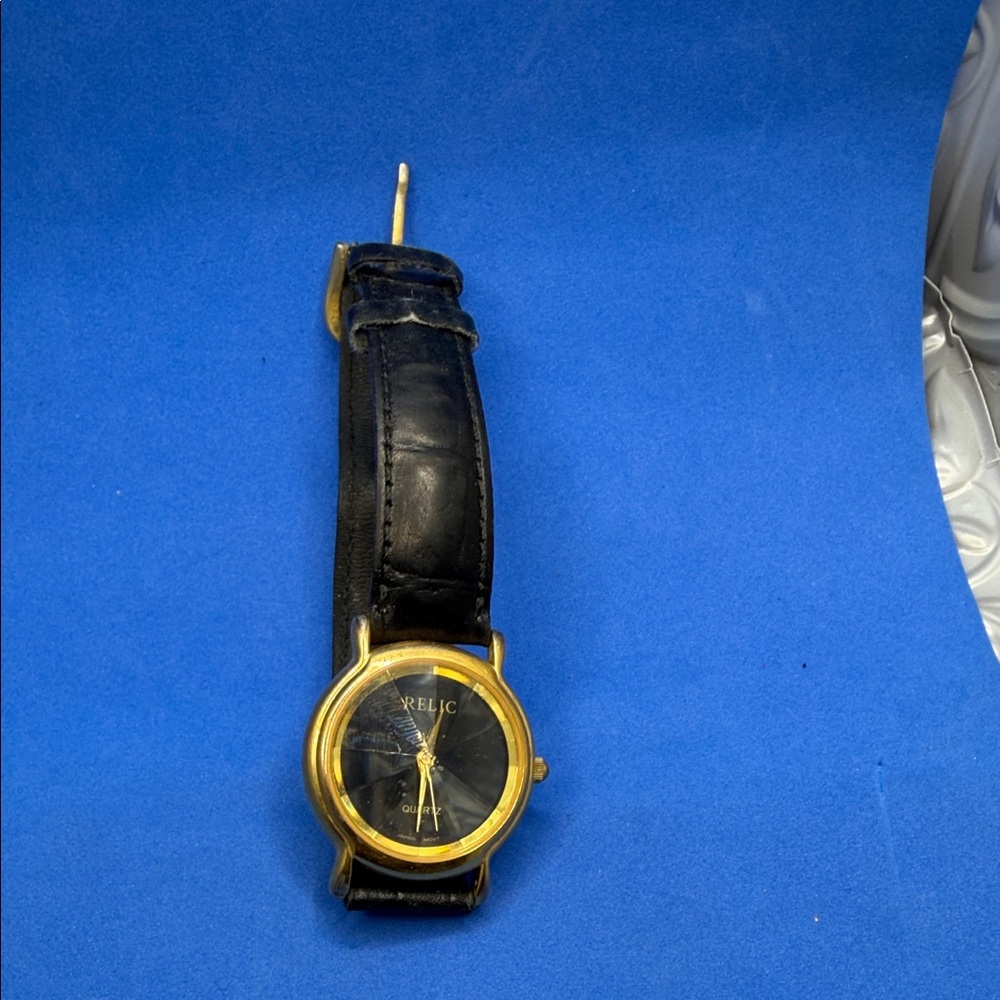 Relic‎ Gold and Black Leather Watch